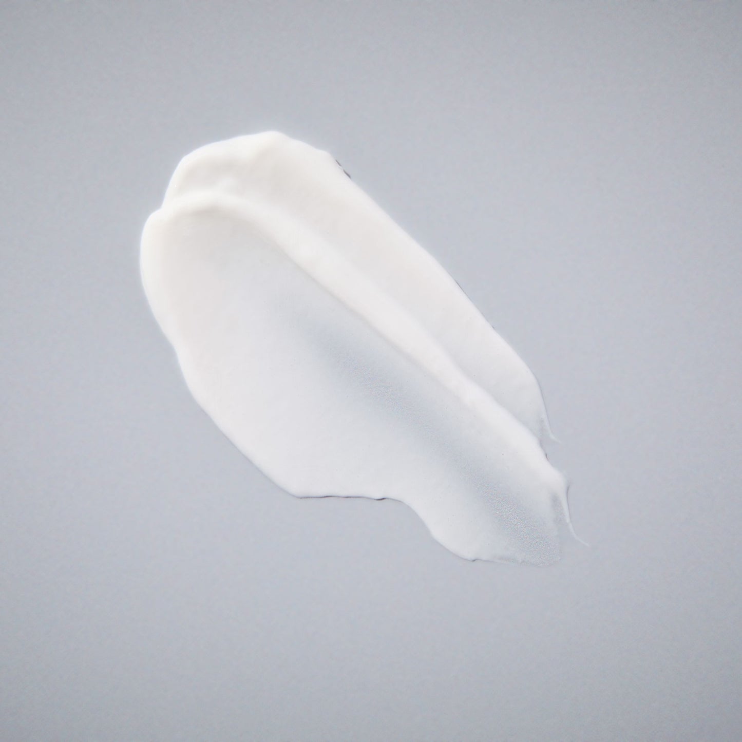 Ampra Volumizing Macro HA Serum